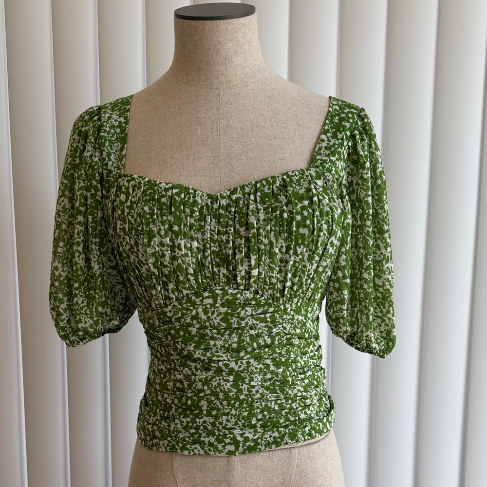 NWT Abercrombie & Fitch Ruched Puff Sleeve Sweetheart Top S
